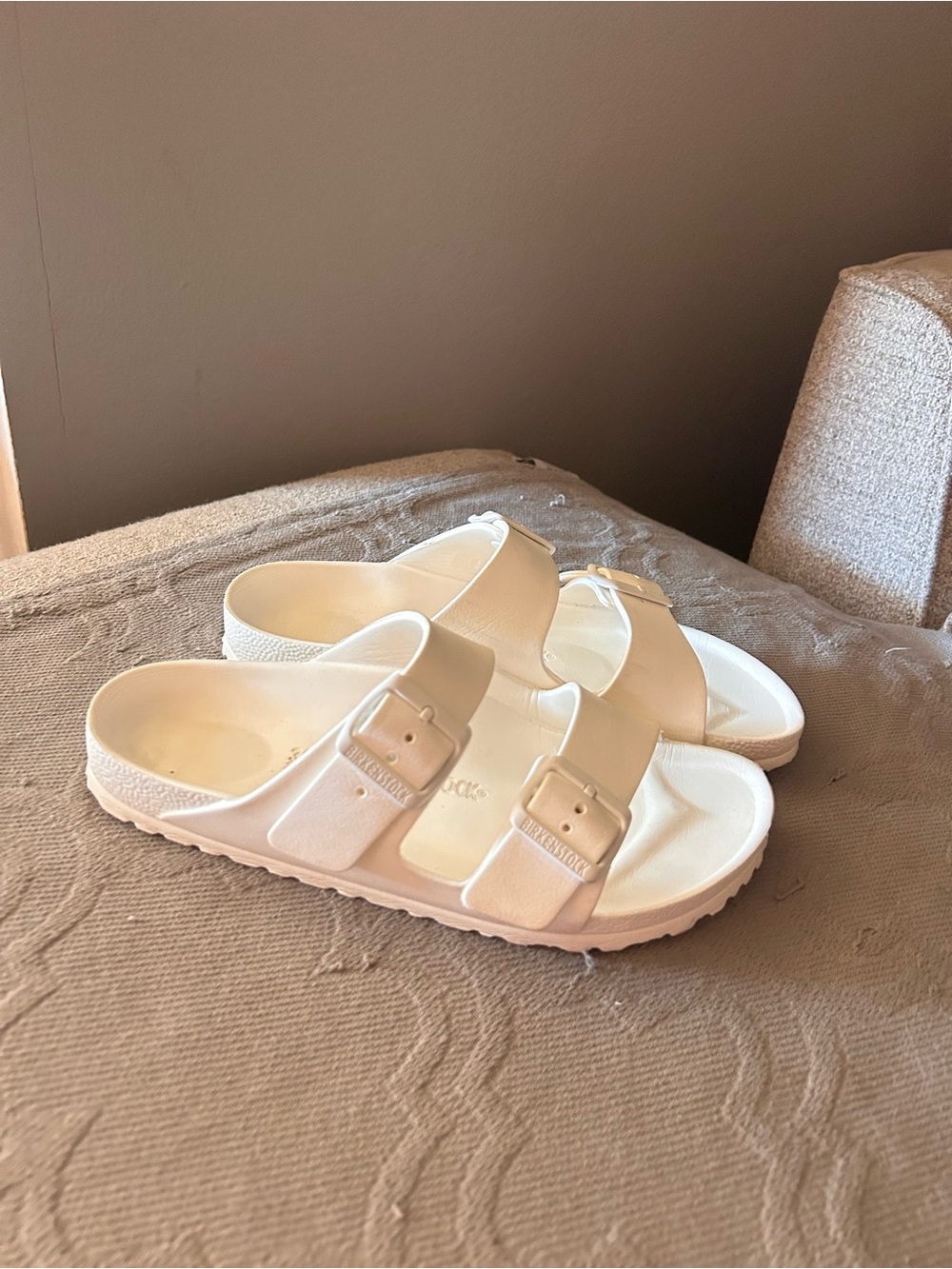 Women’s Birkenstock White Slide Sandals with Adjustable Buckles